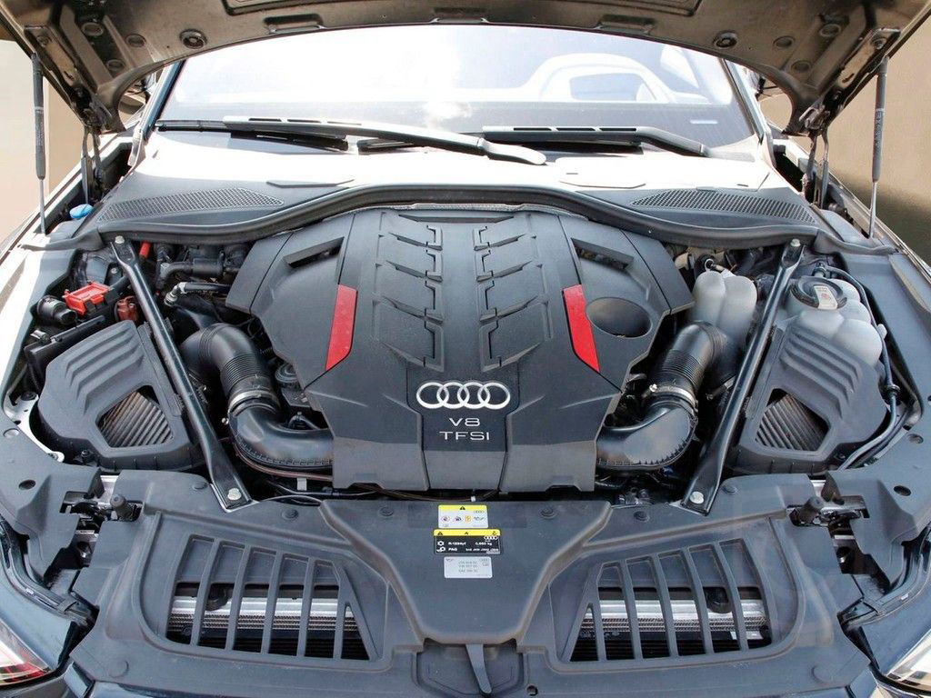 Audi S8 4.0 TFSI Assist Design P. Standh. Leder erw.