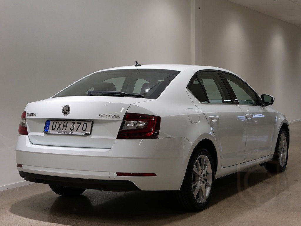 Skoda Octavia TSI 115Hk Style Drag&Webasto