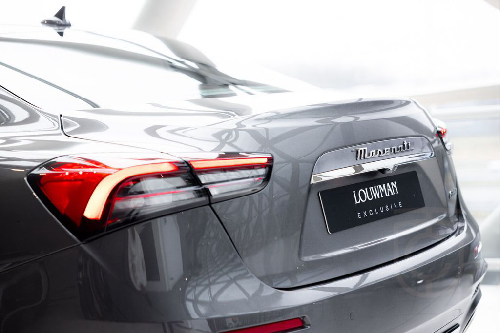 Maserati Ghibli Hybrid GT Edizione Finale | Heated Front