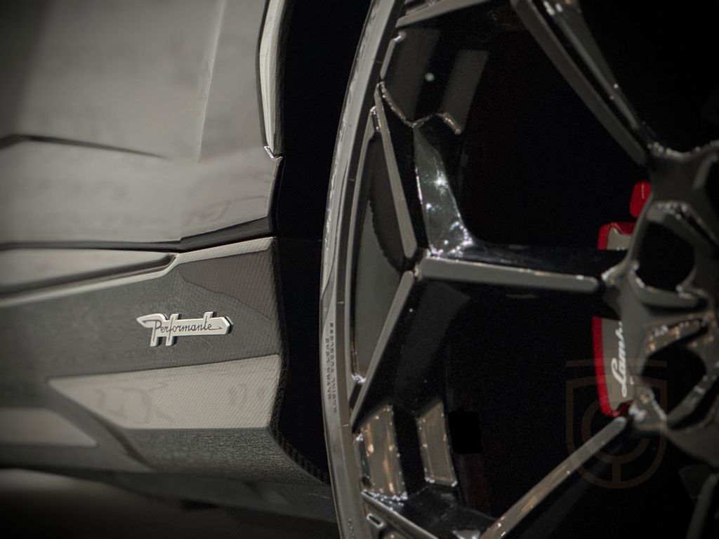 Lamborghini Urus Performante *Ö-Auto*Carbon-Paket*All-Black*
