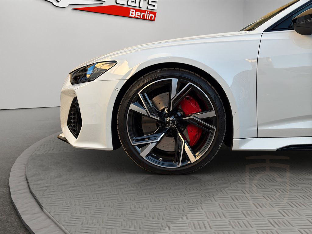 Audi RS6 Avant 4.0 TFSI*QUATTRO*PANO*HEADUP*CARBON*