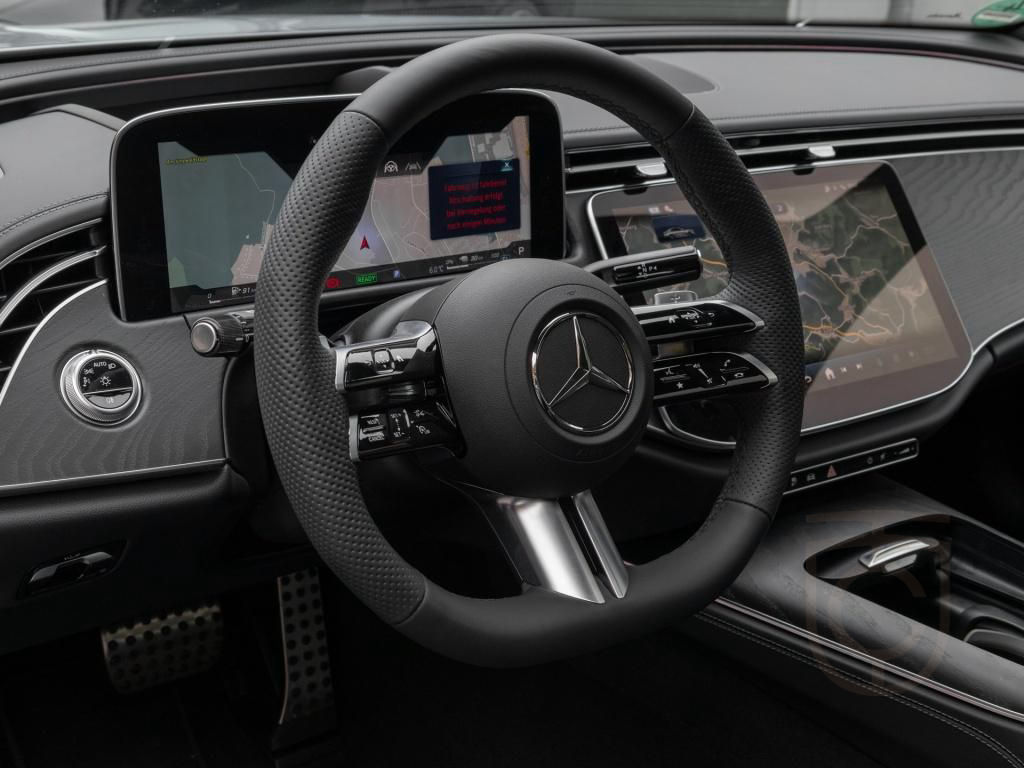 Mercedes-Benz E 300 e AMG/Digital/Pano/AHK/Burm4D/360/Night/19