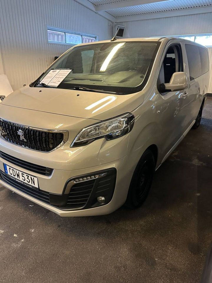 Peugeot Expert TRAVELLER