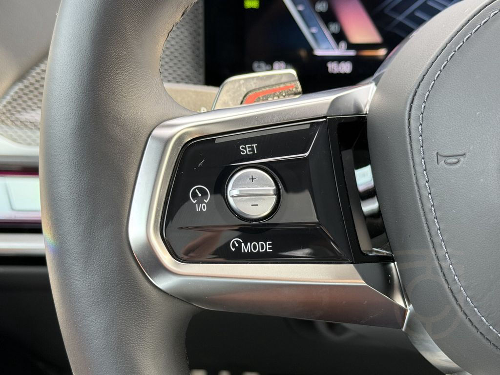 BMW i7 xDrive60 | M-Sport Pro | Panorama Sky Lounge
