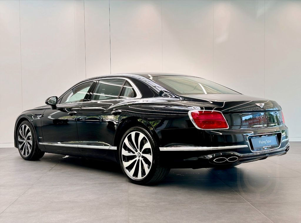 Bentley Flying Spur Azure V8