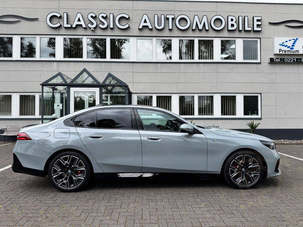 BMW 530 e M Sportpaket Pro/Pano/360°K/20 Zoll