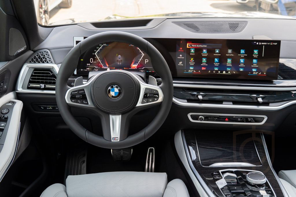 BMW X5 30d M SPORT.DR.ASS.PANO.LUFTF.H/K.360.AHK.22"
