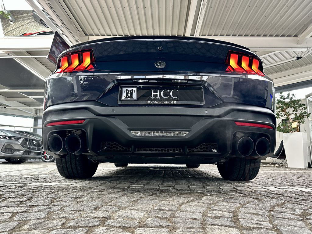 Ford Mustang 5.0 V8 DARK HORSE Autom. RECARO