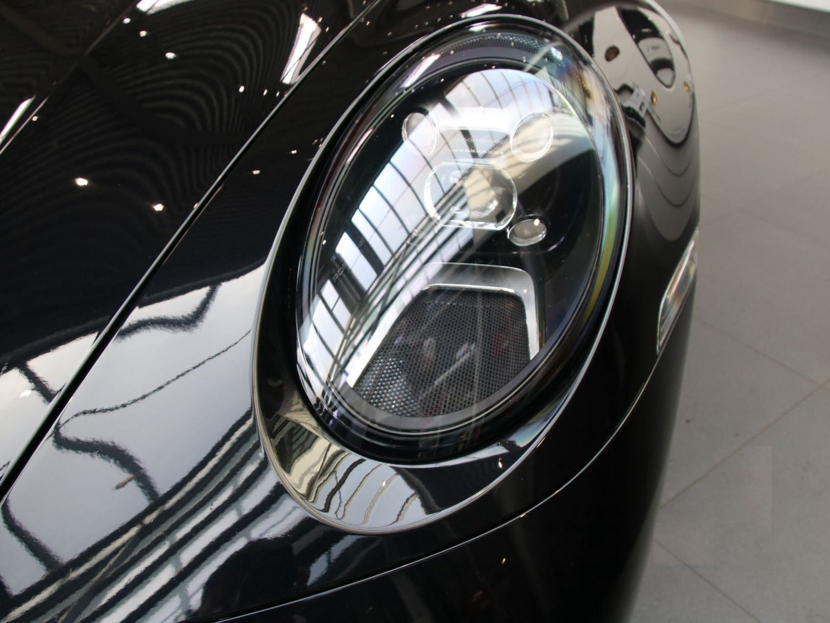 Porsche 911 Carrera 4S Cabriolet