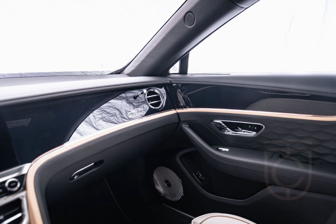 Bentley Flying Spur Mulliner Ultra Performance Hybrid