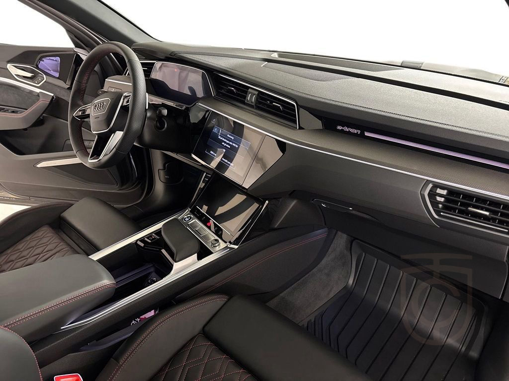 Audi Q8 Sportback 55 e-tron quattro 300kW 2024 Proline, S Line