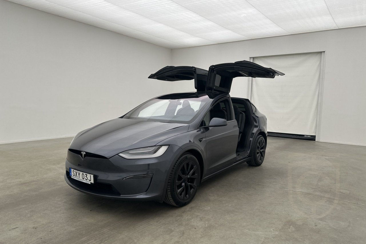Tesla Model X AWD
