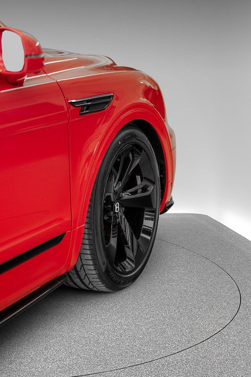 Bentley Bentayga V8 * Full Carbon Options *