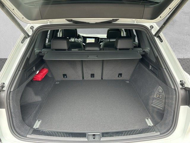 Volkswagen Touareg 3.0 TDI 4Motion R-Line AHK+Luft+Standhe.
