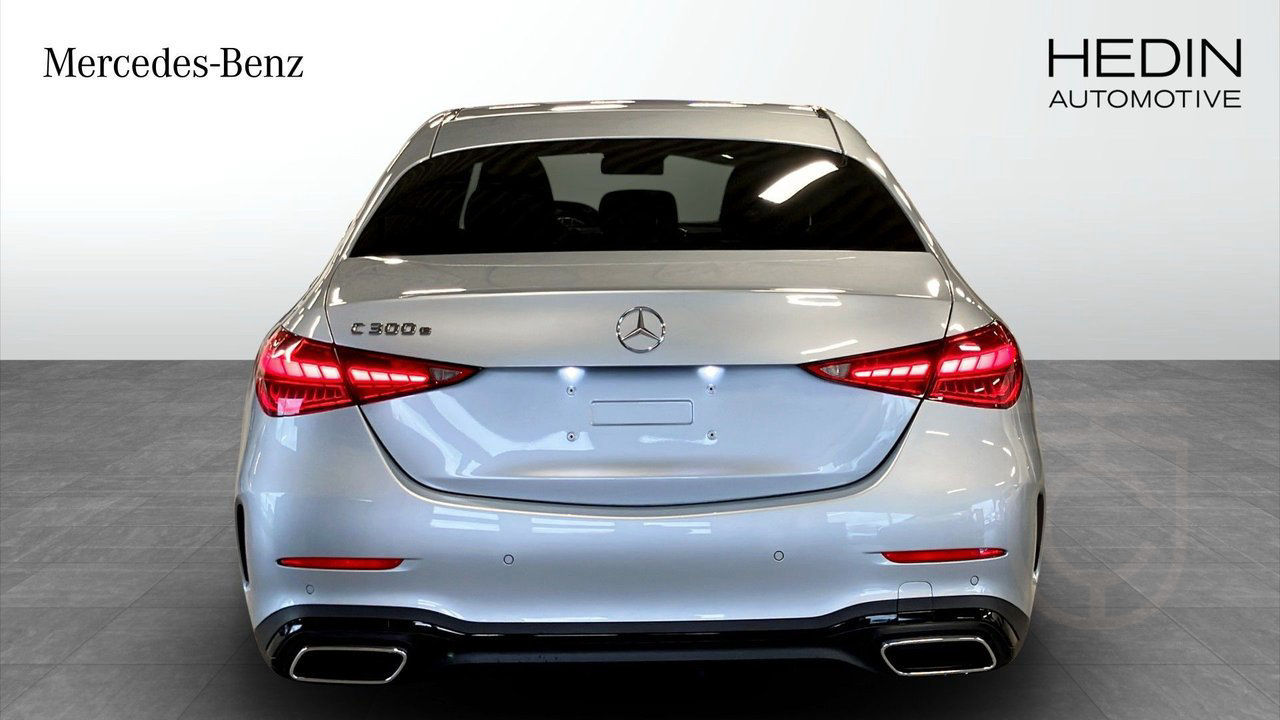 Mercedes-Benz C 300 e AMG Night PHEV 115km