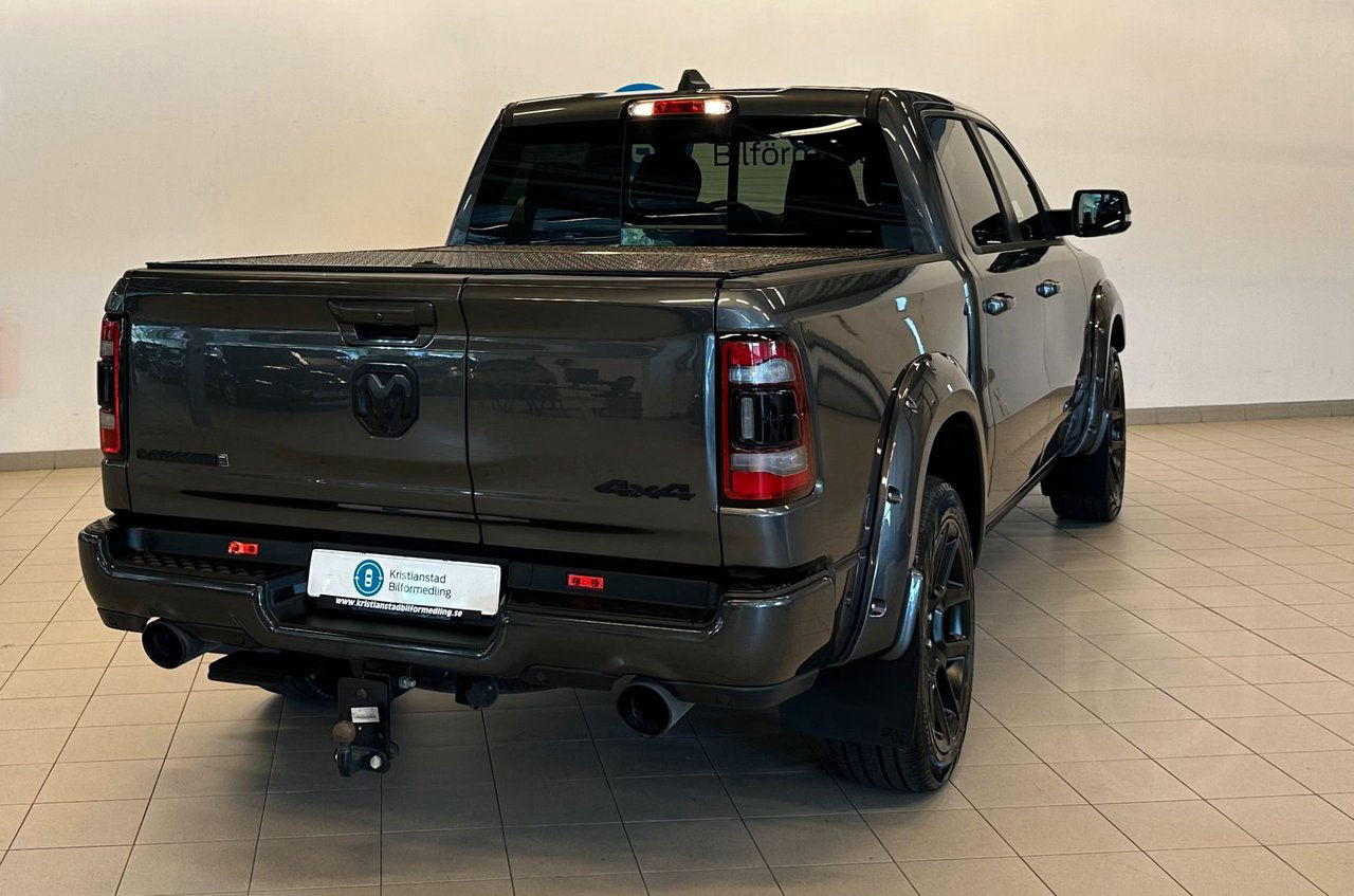 Dodge RAM 5,7 V8 Hemi 4X4 Night Edition