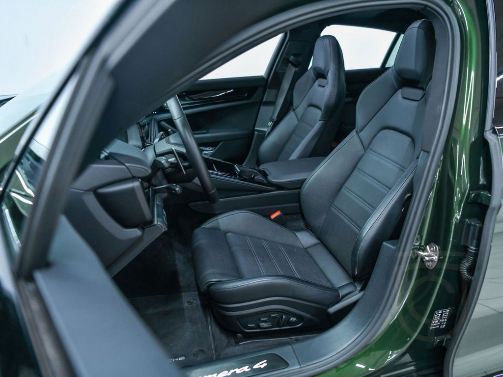 Porsche Panamera 4 E-Hybrid