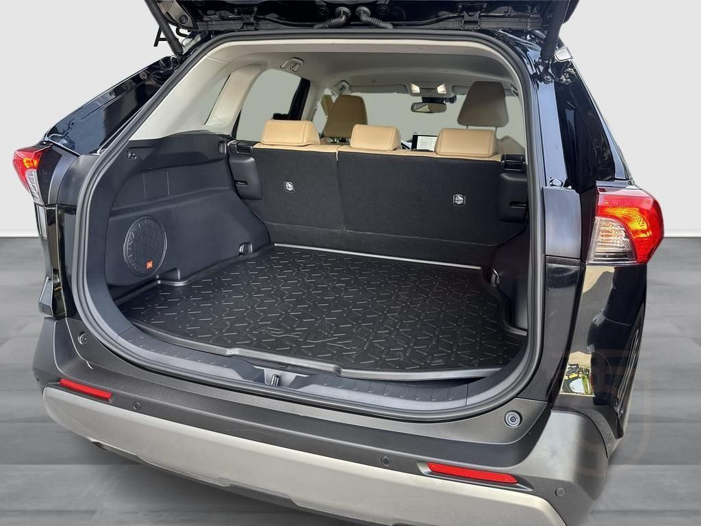 Toyota RAV4 2,5 Hybrid AWD-i E-CVT EXECUTIVE JBL