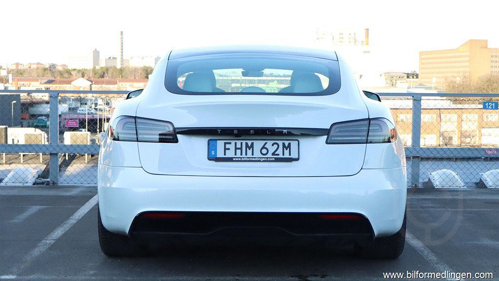Tesla Model S Dual Motor Long Range AWD Yoke, Pano