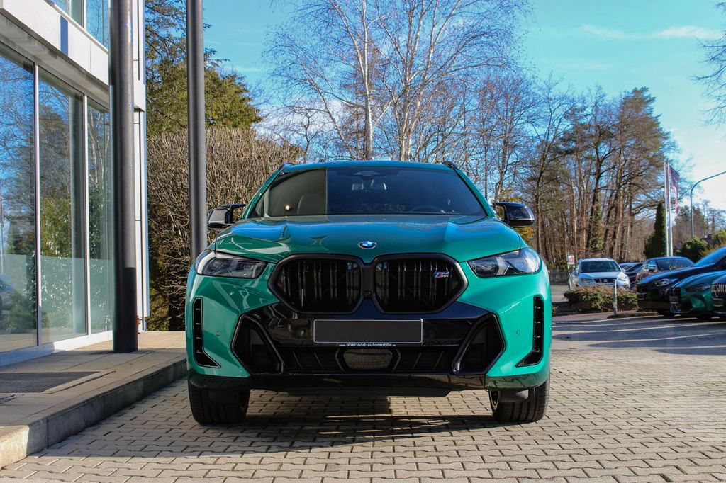BMW X6 M60i xDrive / BOWERS & WILKINS / SKY LOUNGE