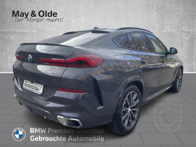 BMW X6 XDRIVE30D M SPORT HUD StandHZG AHK Pano Massa