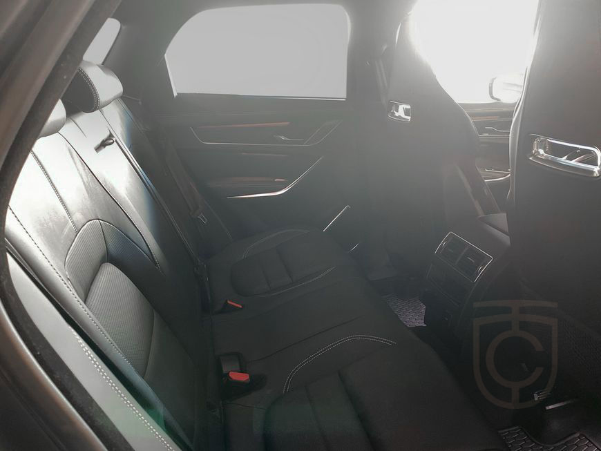 Jaguar F-Pace P400 AWD Sport