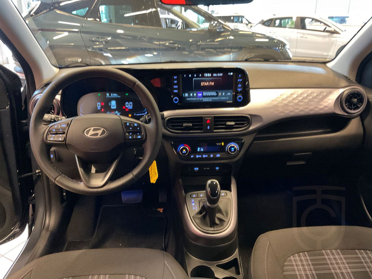 Hyundai i10 1.0 AMT