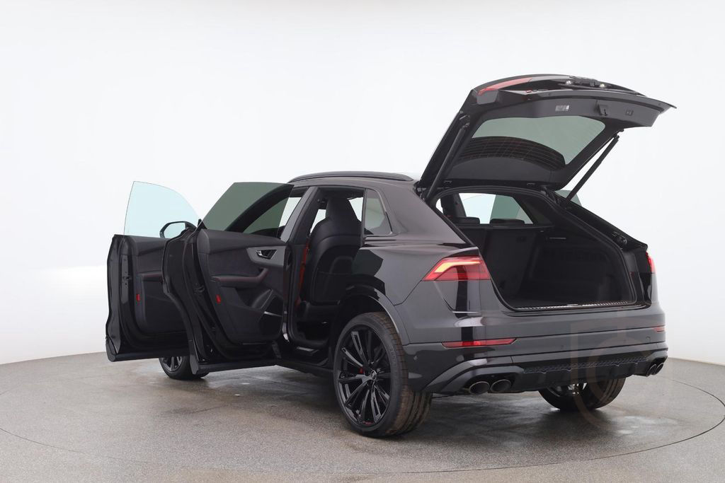Audi SQ8 TFSI quattro