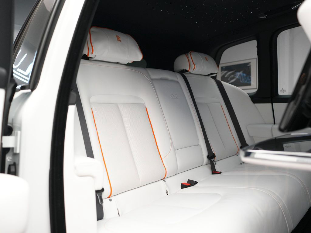Rolls-Royce Cullinan Black Badge