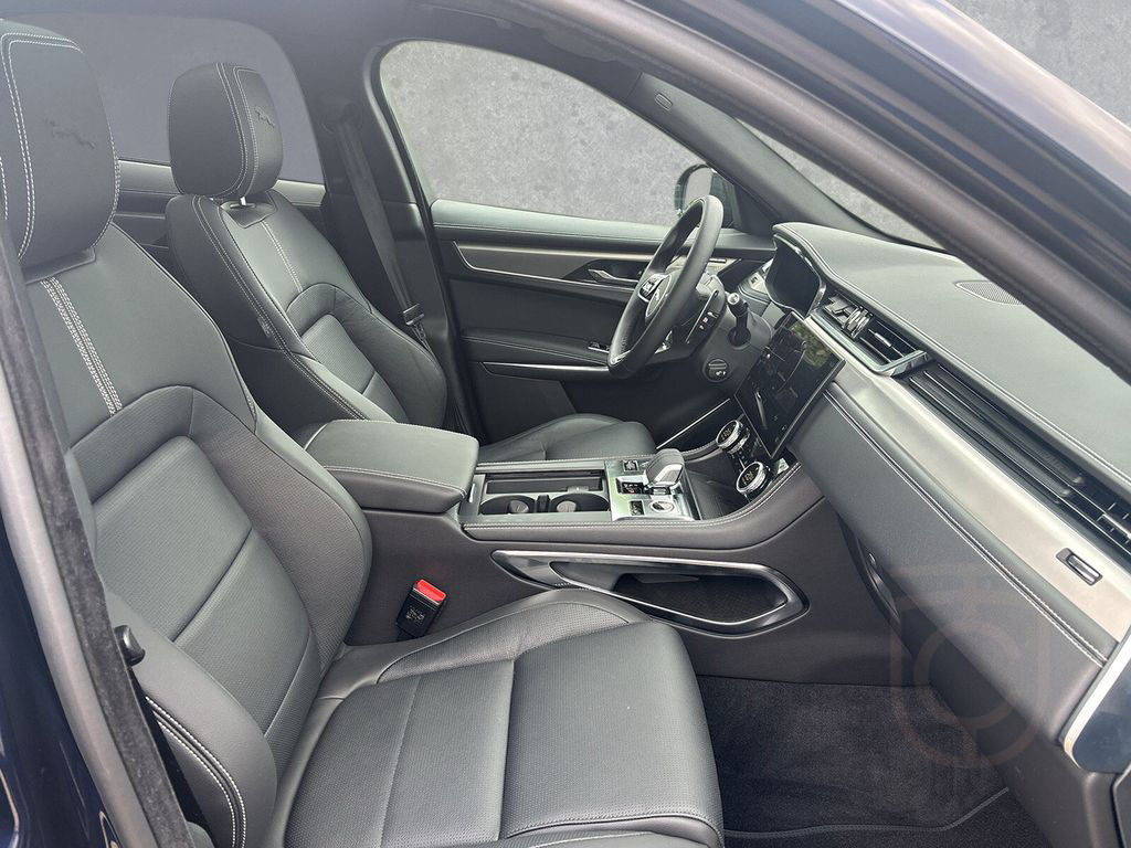 Jaguar F-PACE P400e R-Dyn. SE 20"ACC Pano Black+WinterP