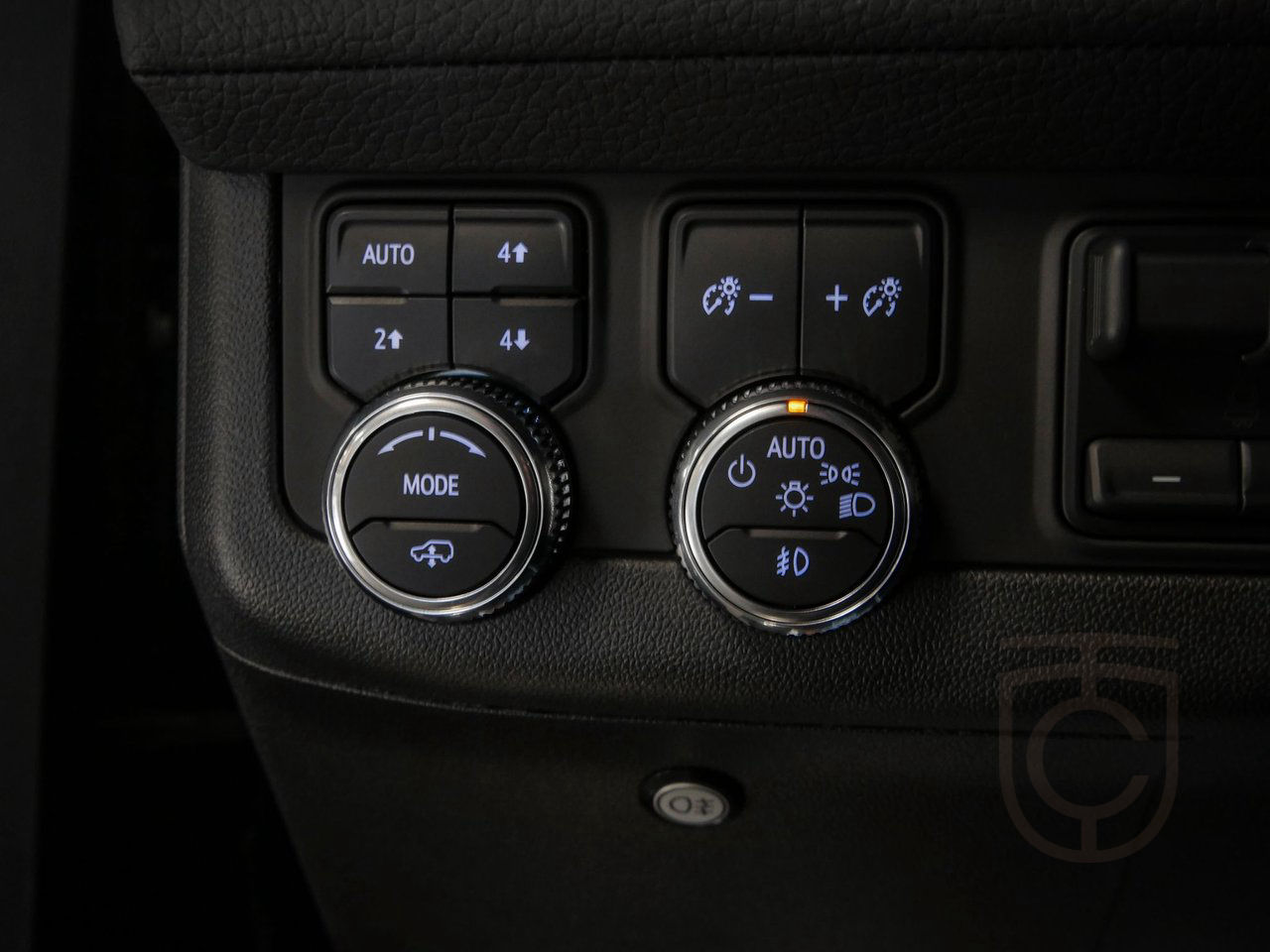 GMC Yukon DENALI RESERVE 6.2 V8 E85 2