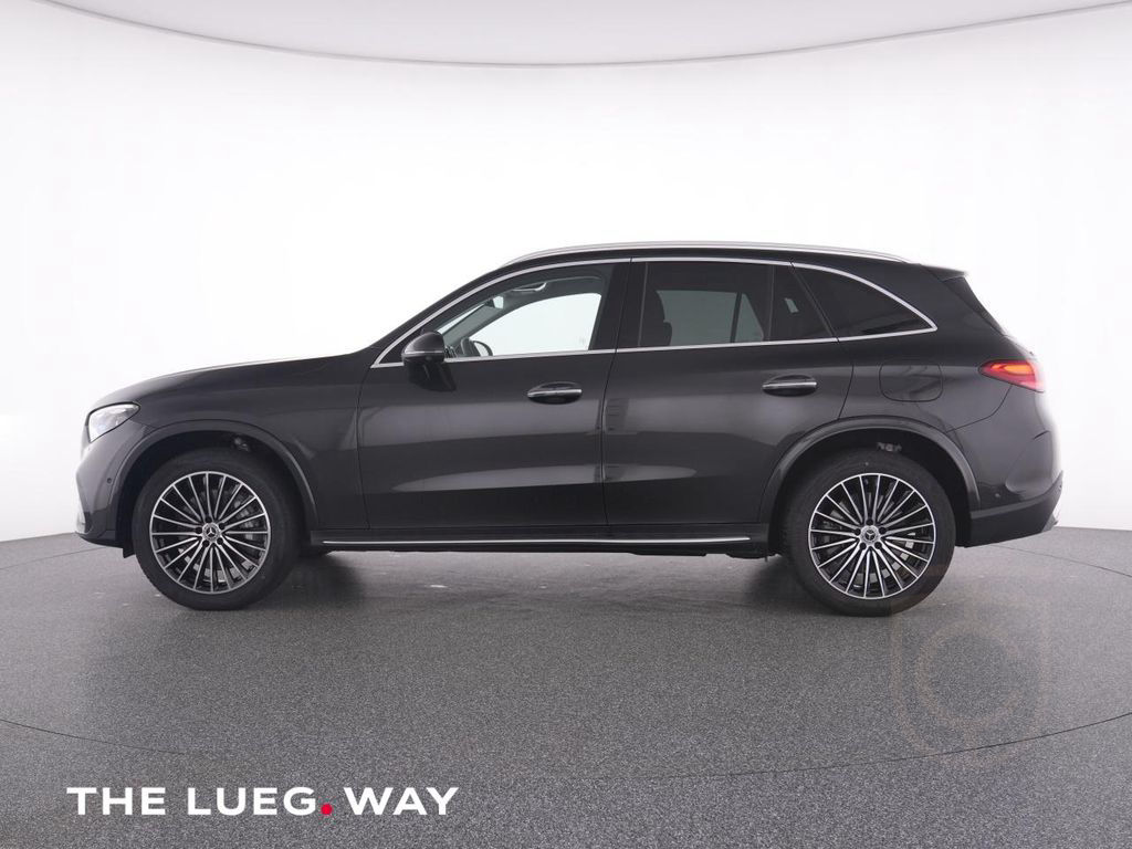 Mercedes-Benz GLC 300 e 4M AMG+MBUX+DLight+AHK+Mem+Keyl+20+360