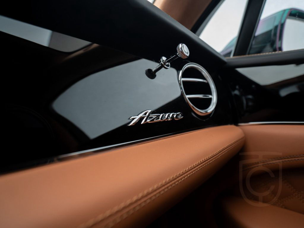 Bentley Bentayga Azure V8