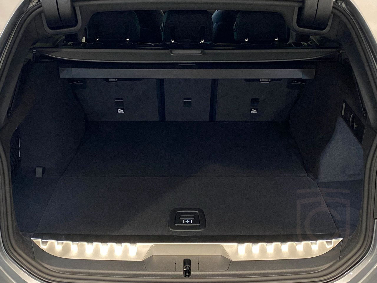 BMW 330e xDrive Touring MSport Pro H