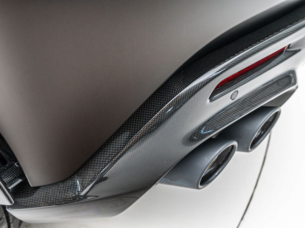 Ferrari Purosangue Tailor Made*Carbon*Massage Seats