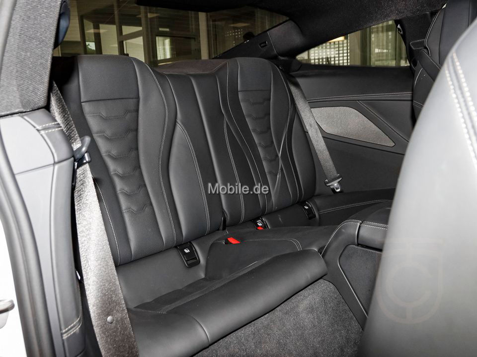 BMW M850i xDrive Coupe Integal-Aktivlenk. Soft-Close