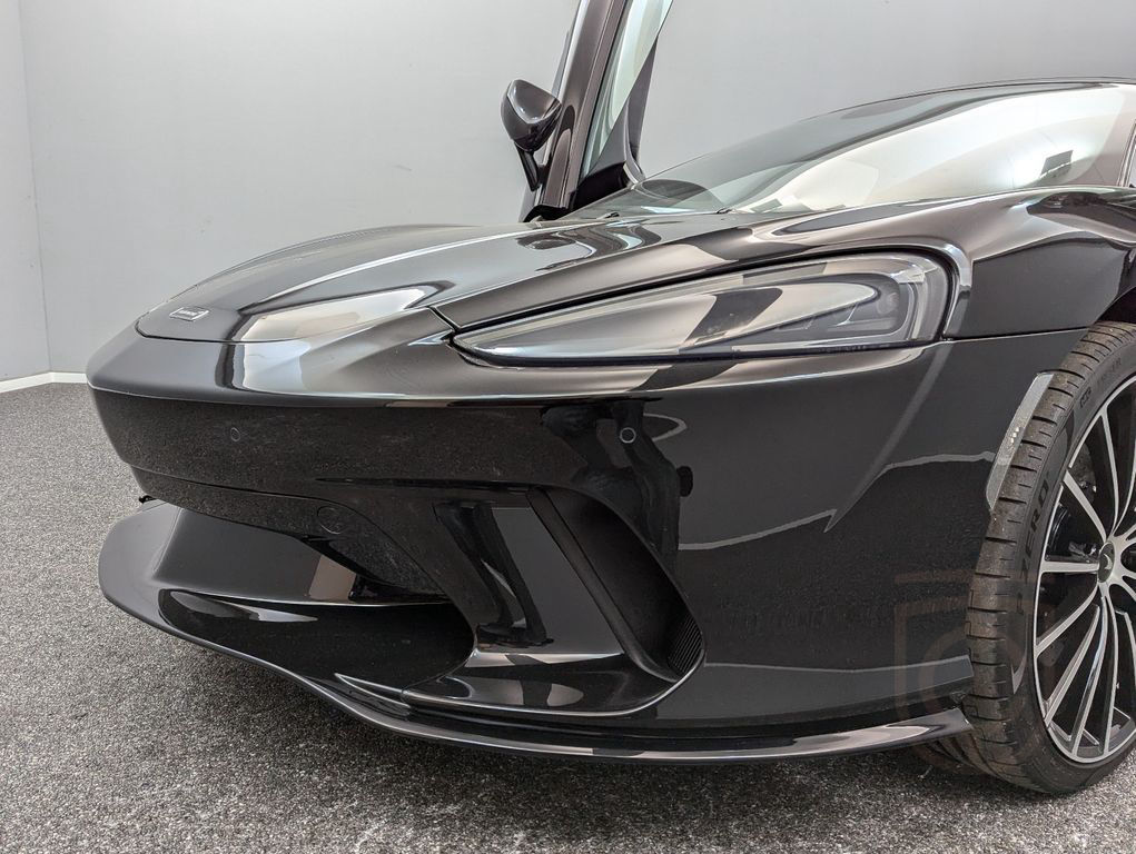 McLaren GT*MY2023*BLACK/BLACK*CARBON*FULL OPTIONS*B&W