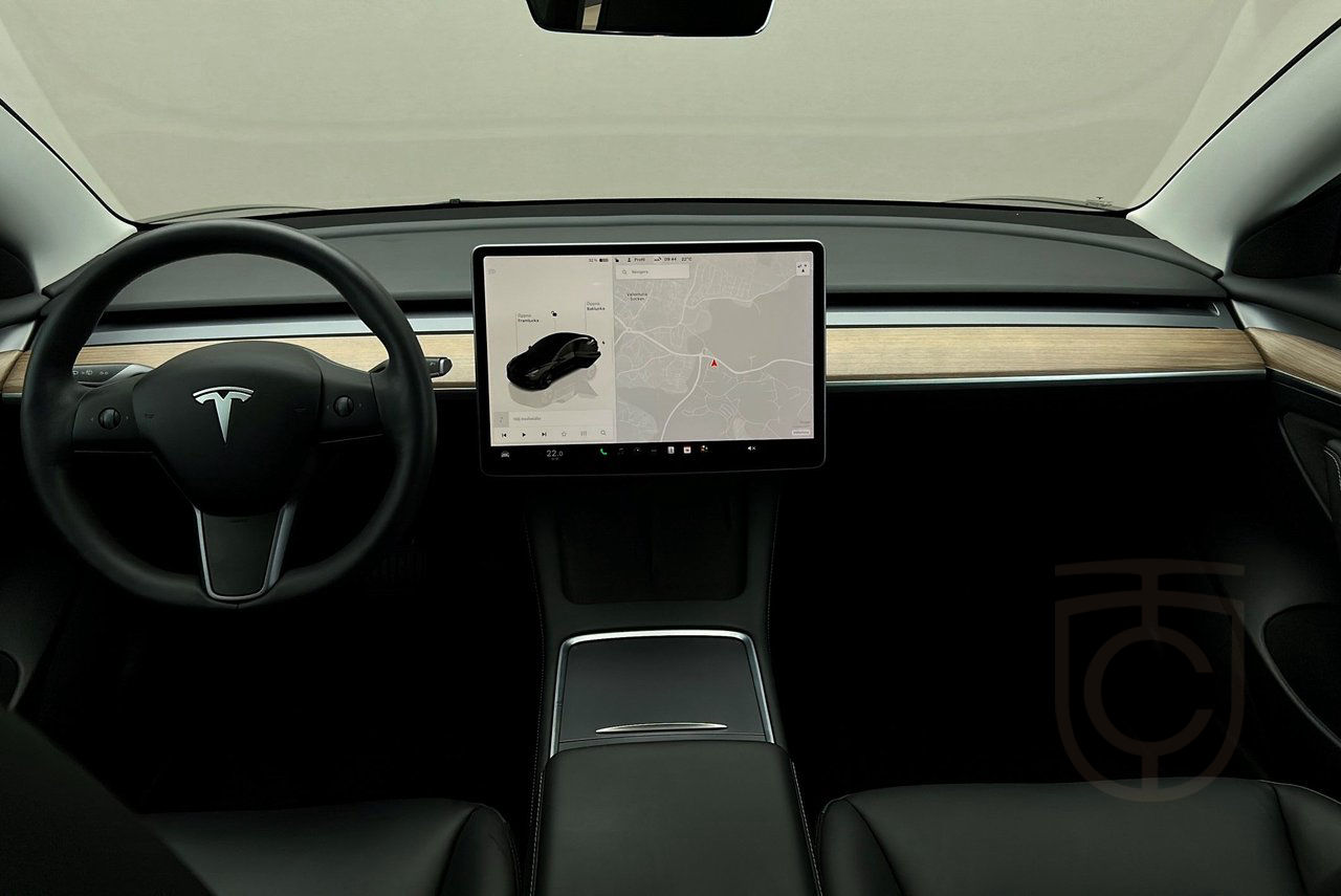 Tesla Model 3 Standard Range
