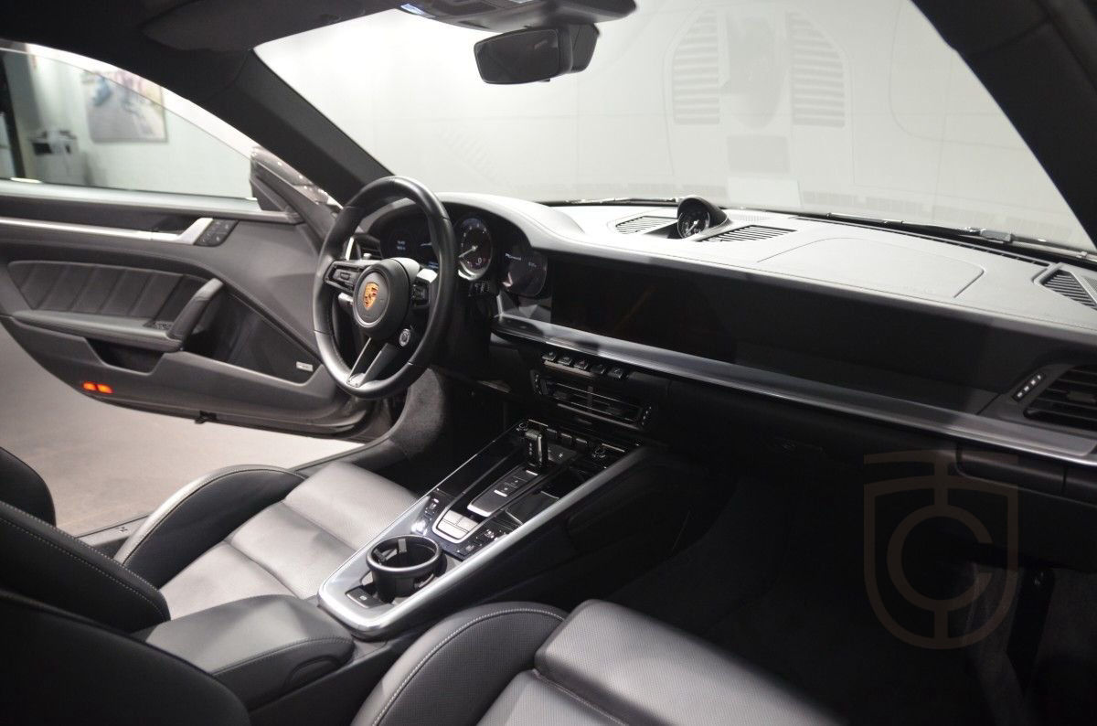 Porsche 911 Carrera 4S