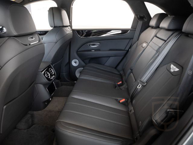 Bentley Bentayga V8 22" Massage