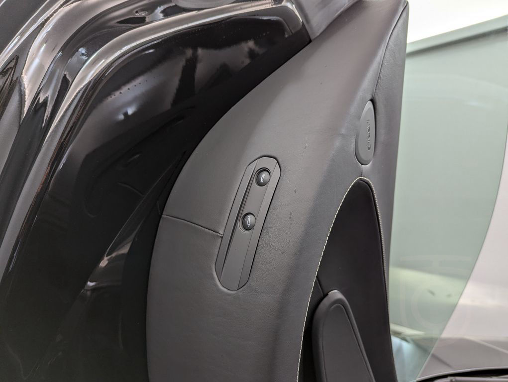 McLaren GT*MY2023*BLACK/BLACK*CARBON*FULL OPTIONS*B&W