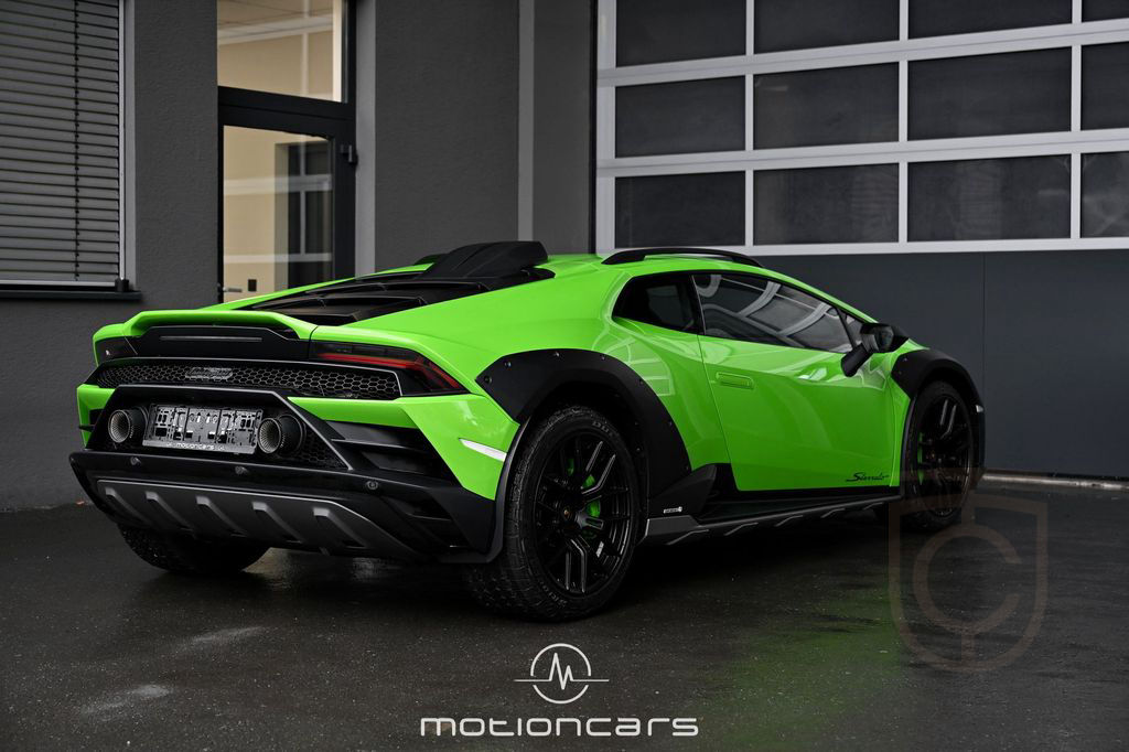 Lamborghini Huracan Sterrato 1 OF 1499 EXP € 274.983