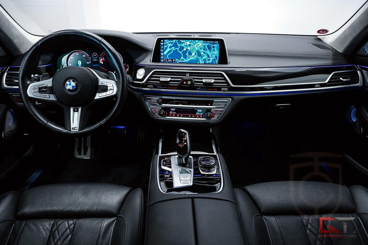 BMW 750 Navi HuD B&W Night Vision 1 Ägare