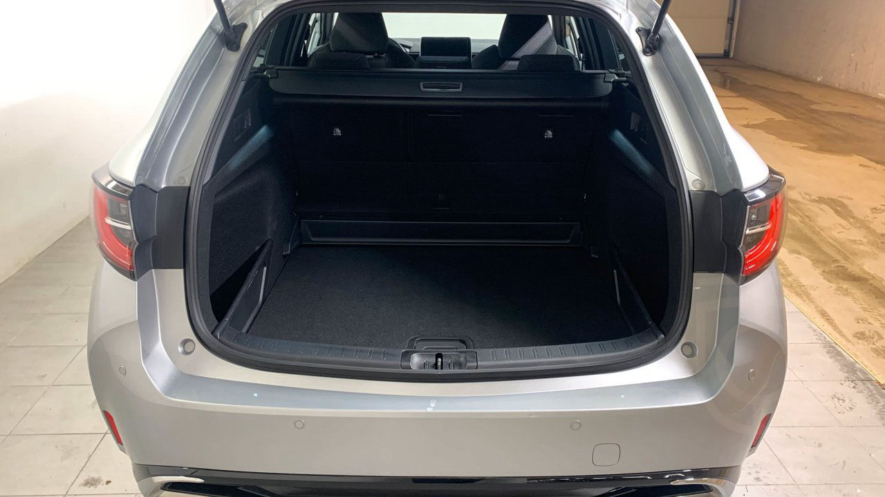 Suzuki Swace Hybrid e-CVT Inclusive