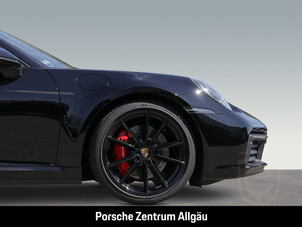 Porsche 992 911 Carrera 4S Surround-View Sport Chrono