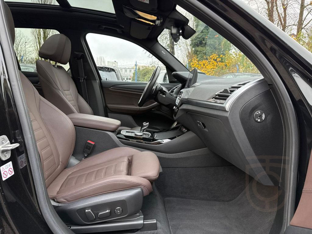 BMW X3 M40d Laser,Pano,AHK,StHzg,H/K,360°,St+G