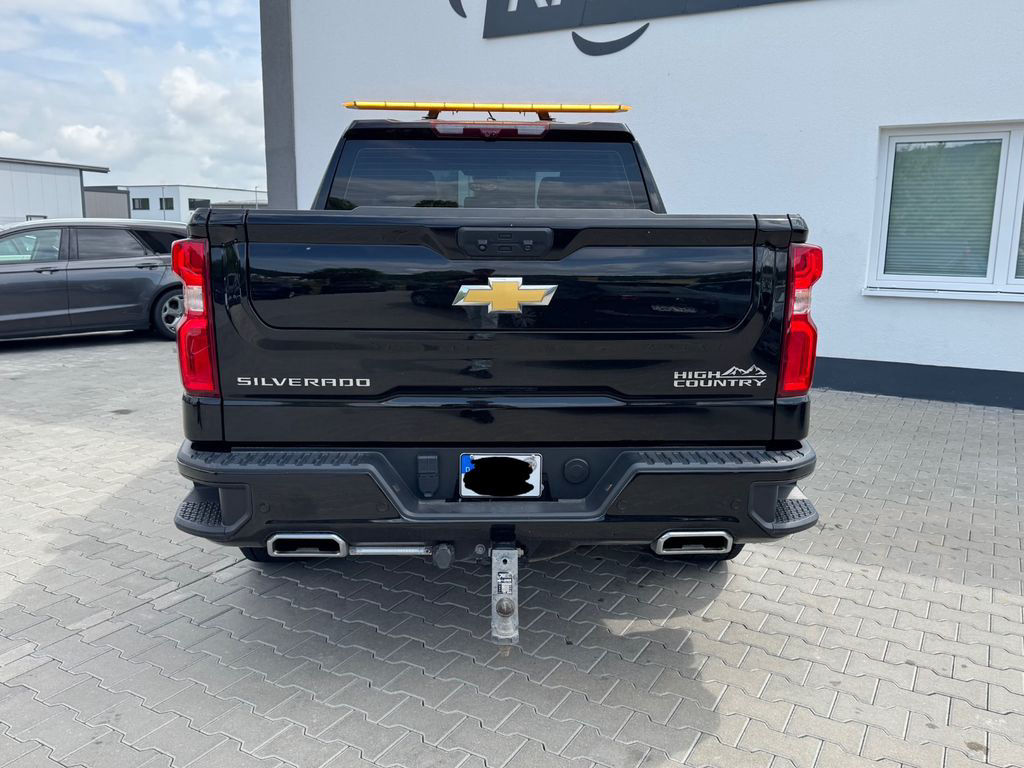 Chevrolet Silverado High Country
