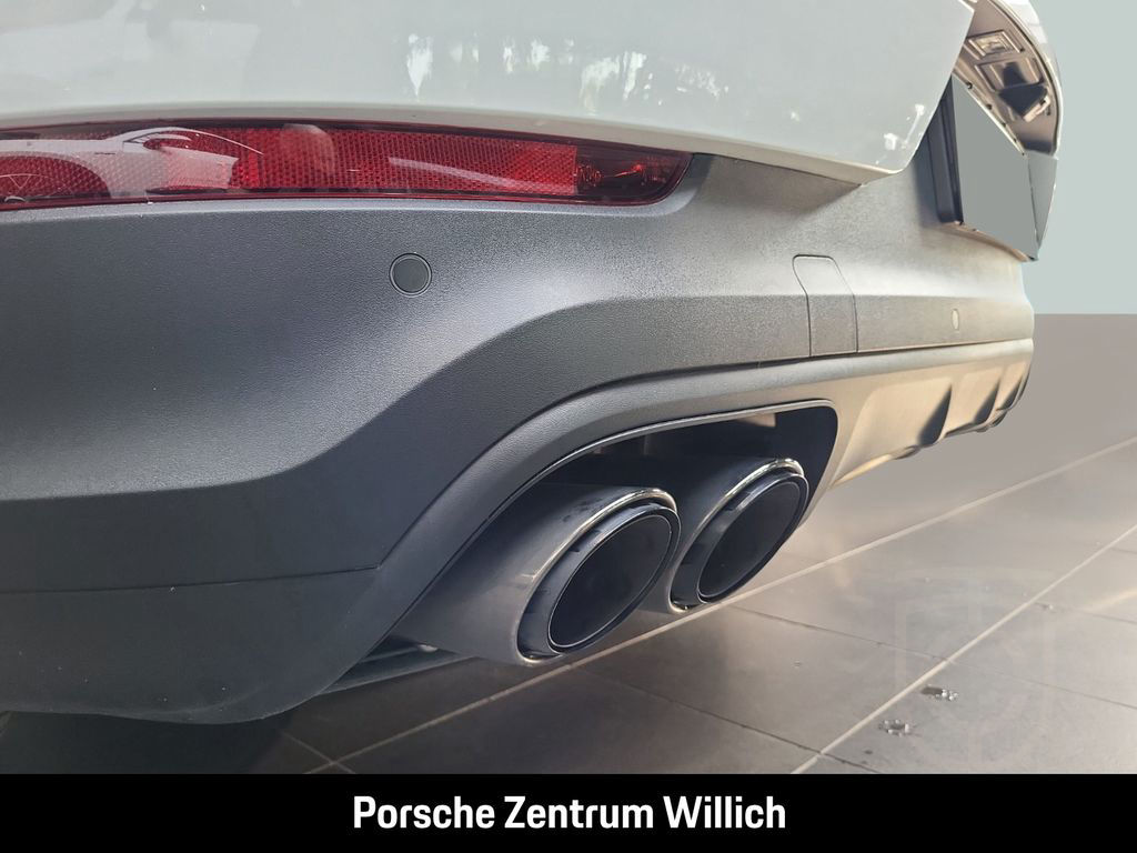 Porsche Cayenne Panoramadach Luftfederung LED-Matrix