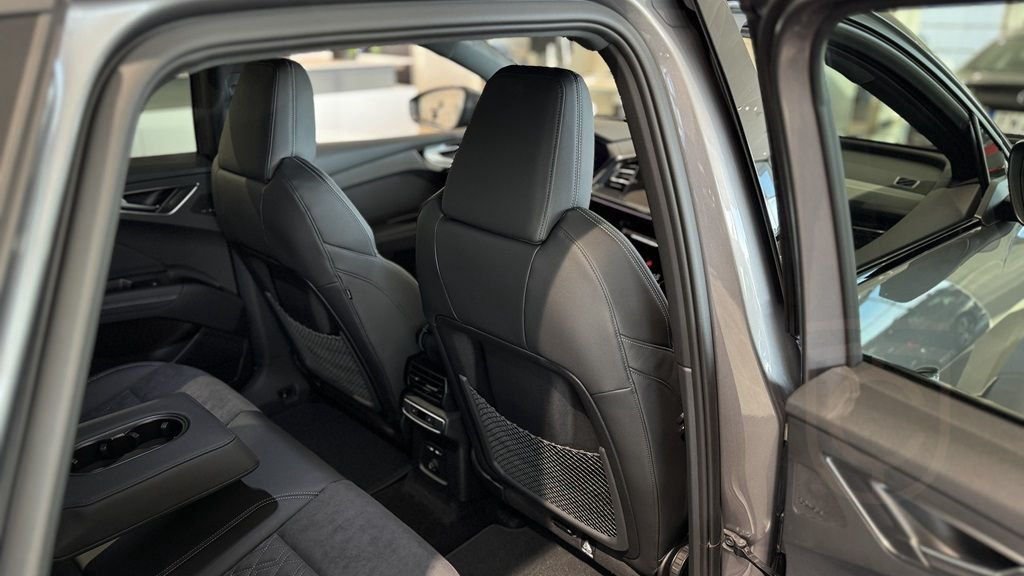 Audi Q4 e-tron 45 QUATTRO