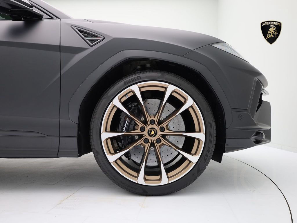 Lamborghini Urus S MY24 I NERO NEMESIS I CARBON